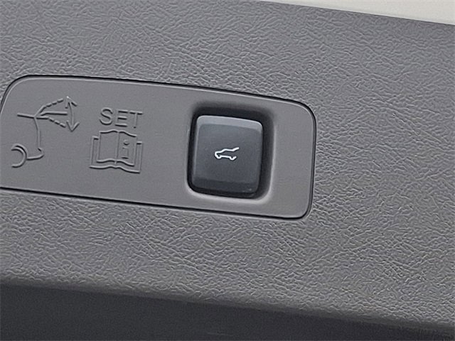 Used 2022 Lincoln Corsair Reserve w/ Equipment Group 201A image 32