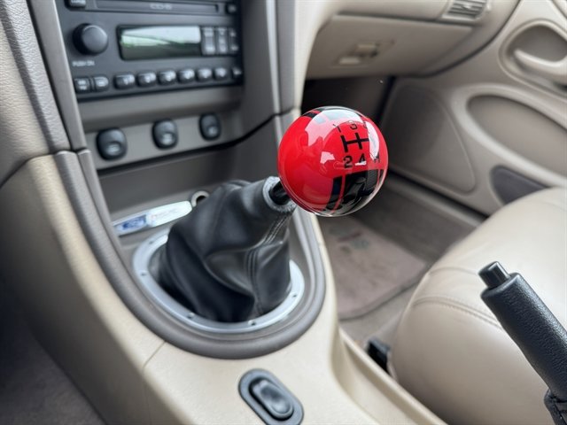 Used 2002 Ford Mustang GT image 10