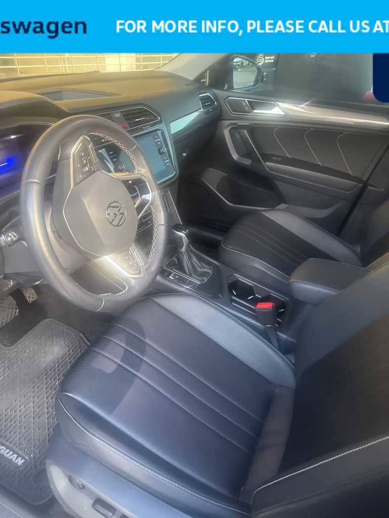 Certified 2023 Volkswagen Tiguan SE w/ Panoramic Sunroof Package FWD video 2