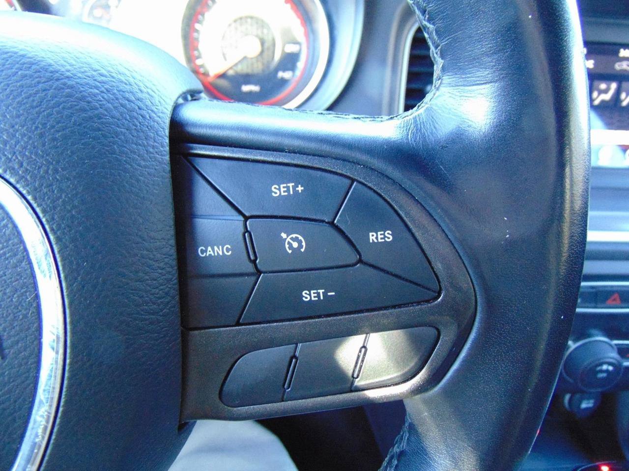 Used 2022 Dodge Charger SXT image 28