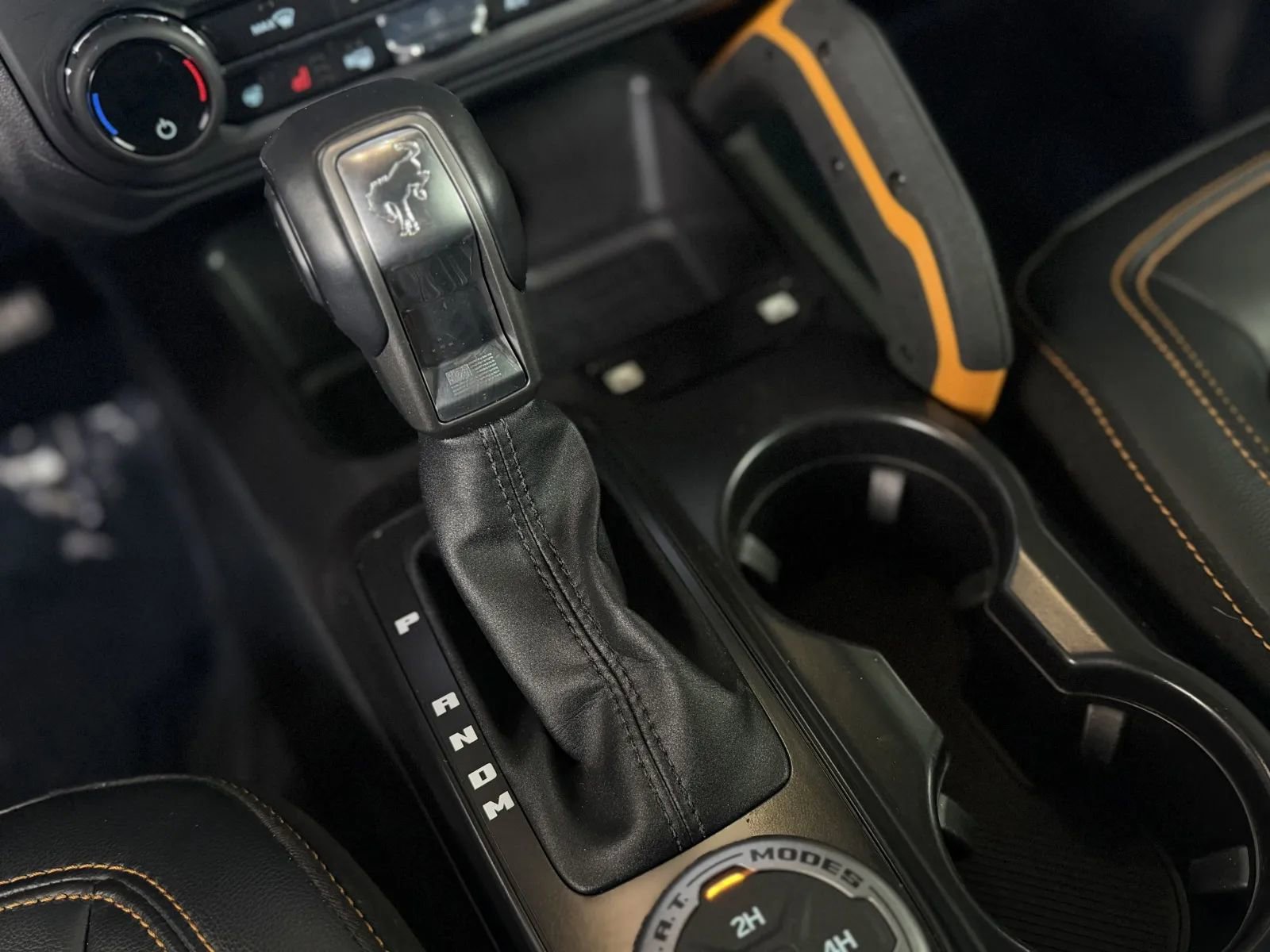 Used 2024 Ford Bronco Badlands image 36