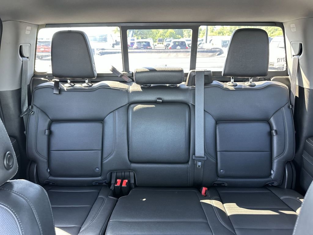 Used 2022 GMC Sierra 1500 SLT w/ SLT Premium Plus Package AWD/4WD image 13