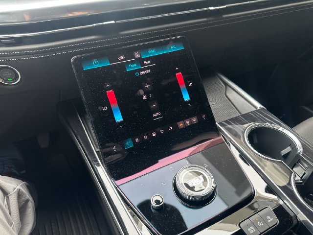 Certified 2025 Cadillac Escalade Sport w/ Touring Package AWD/4WD image 19