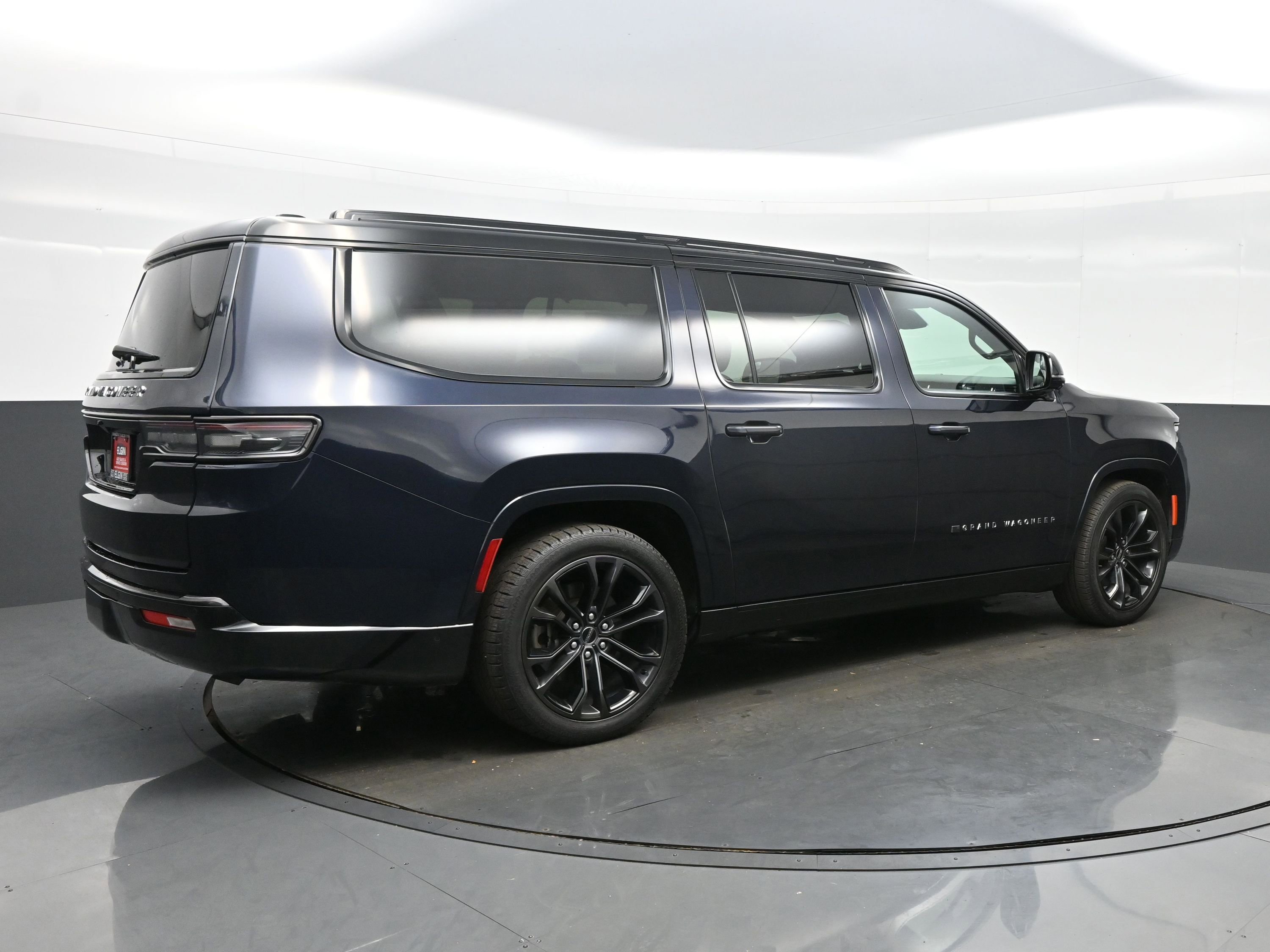 Used 2024 Jeep Grand Wagoneer L Series II w/ Quick Order Packagew 28T image 6