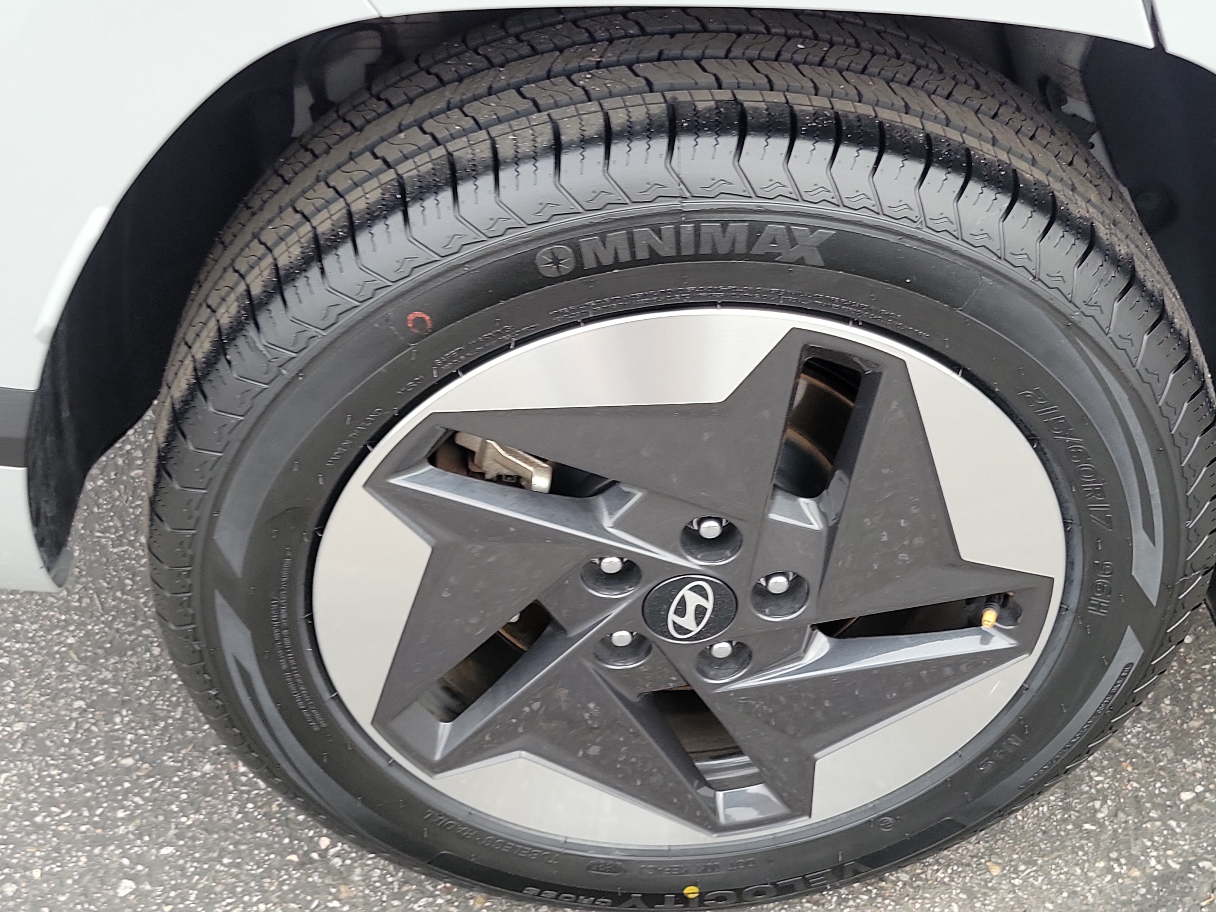 Certified 2024 Hyundai Kona SEL FWD image 25
