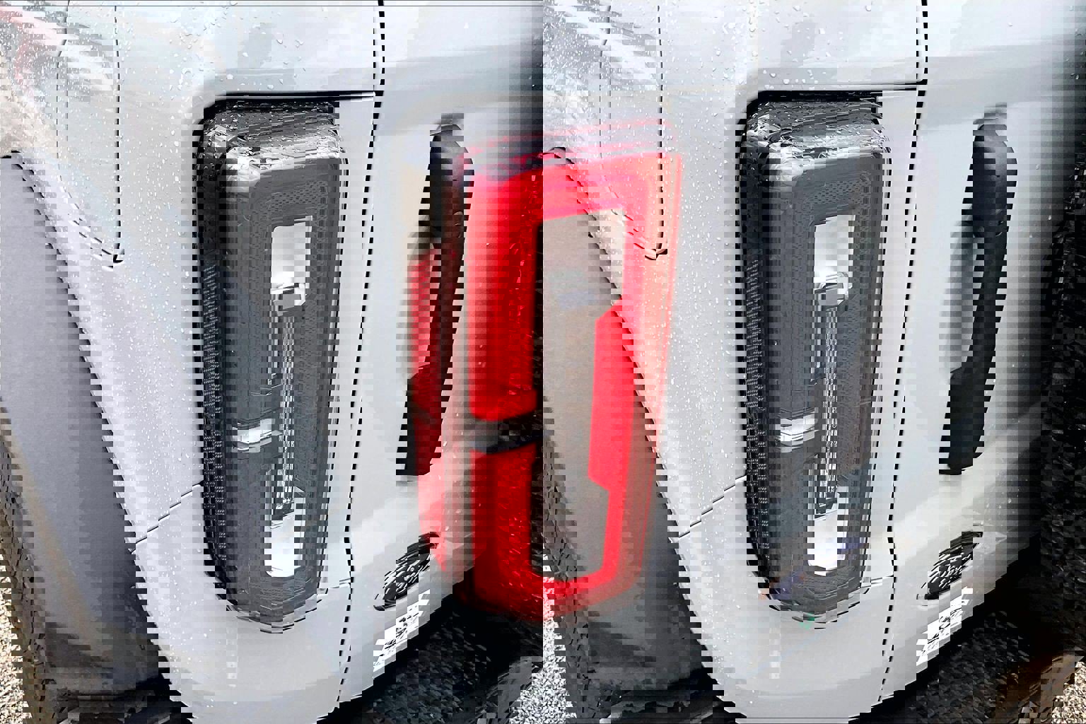 Used 2021 Ford Bronco Badlands image 28