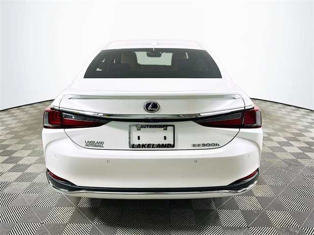 Used 2021 Lexus ES 300h Ultra Luxury image 4