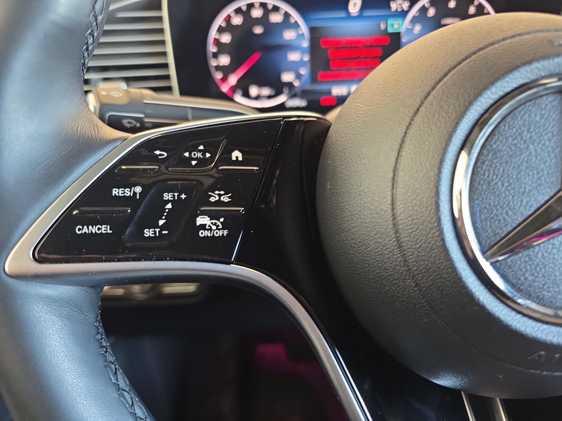 Certified 2026 Mercedes-Benz GLE 450 4MATIC Coupe image 17