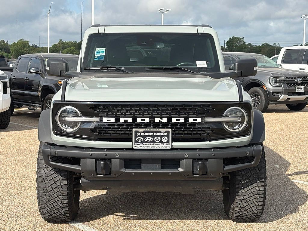 Used 2024 Ford Bronco Wildtrak AWD/4WD image 3
