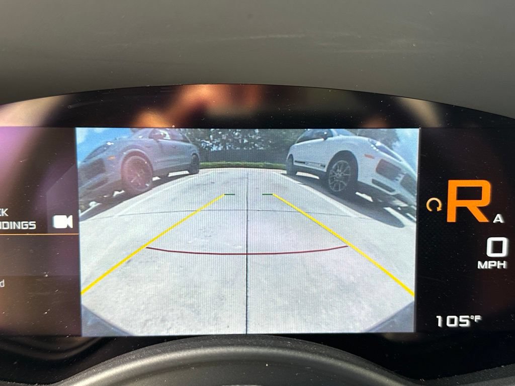 Used 2019 McLaren 570S Spider RWD image 34