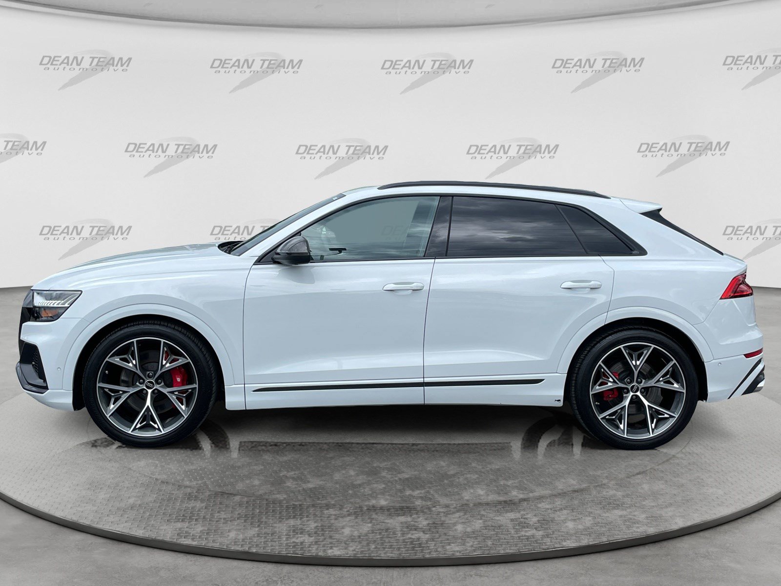 Used 2023 Audi SQ8 Prestige w/ Prestige Package AWD/4WD image 4