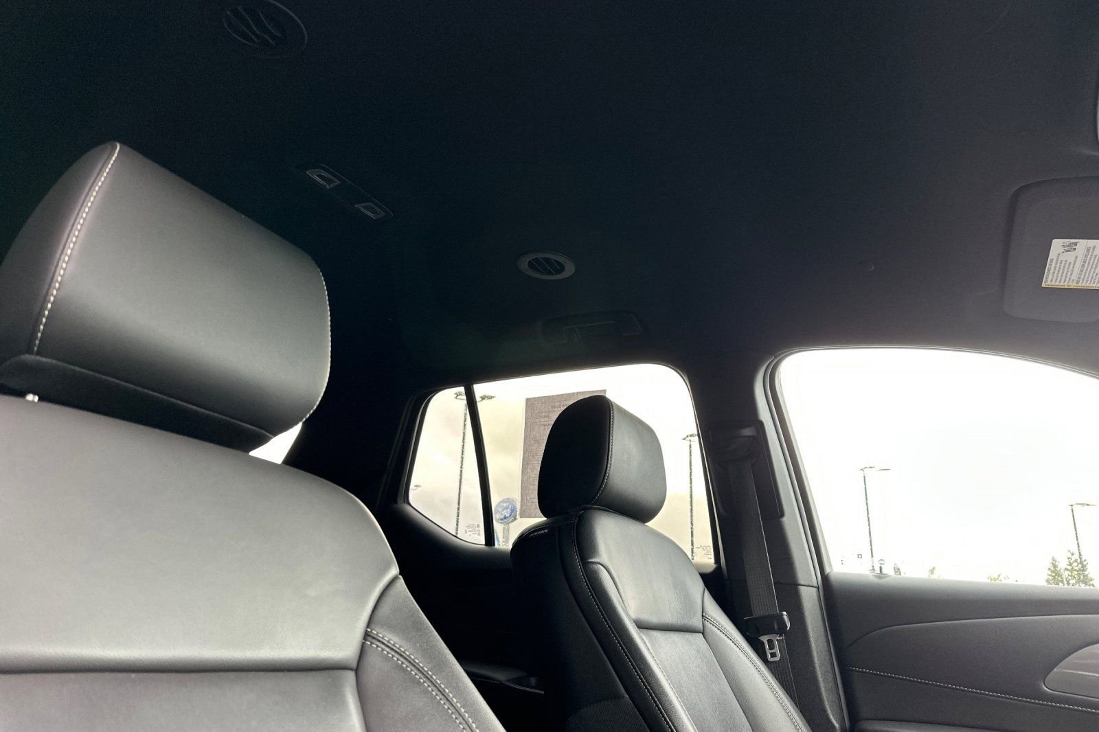 Used 2023 Chevrolet Traverse LT FWD image 20