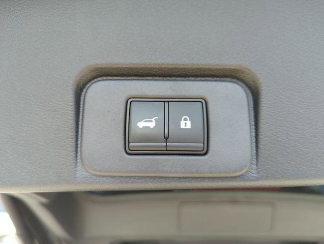 Certified 2023 Nissan Rogue SV w/ SV Premium B Package image 20