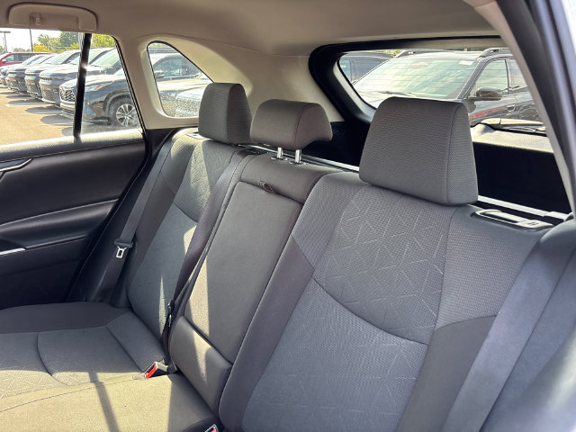 Used 2025 Toyota RAV4 XLE AWD/4WD image 3