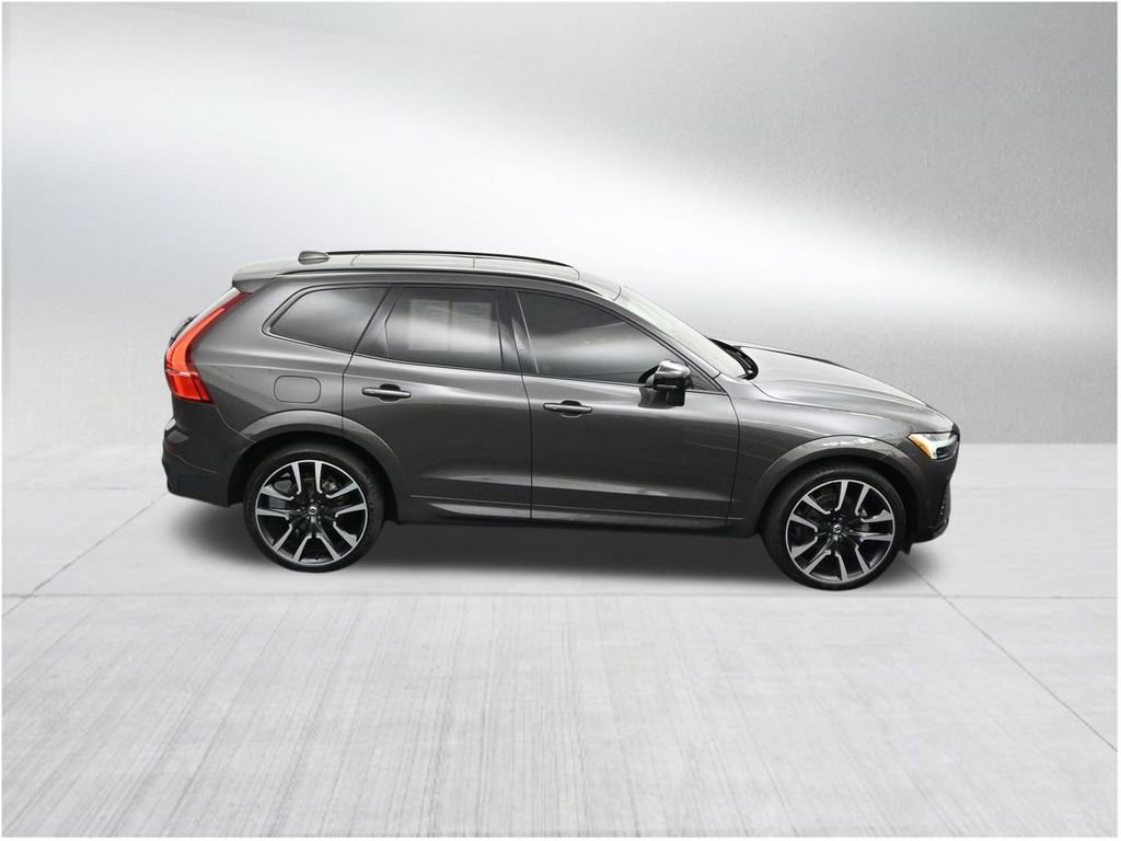 Used 2024 Volvo XC60 B5 Ultimate AWD/4WD image 20