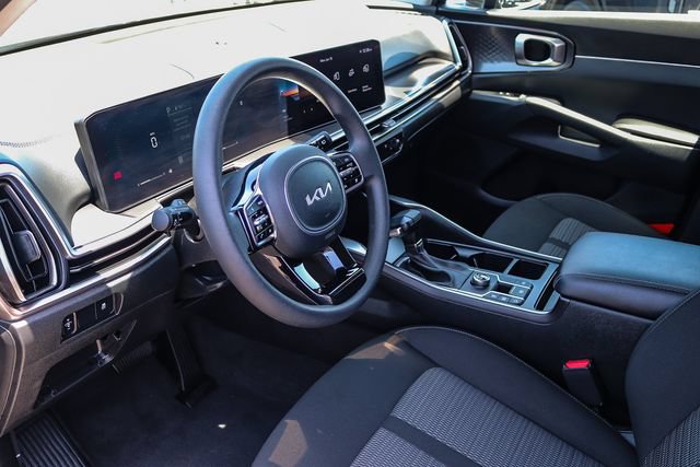 Certified 2025 Kia Sorento LX FWD image 19
