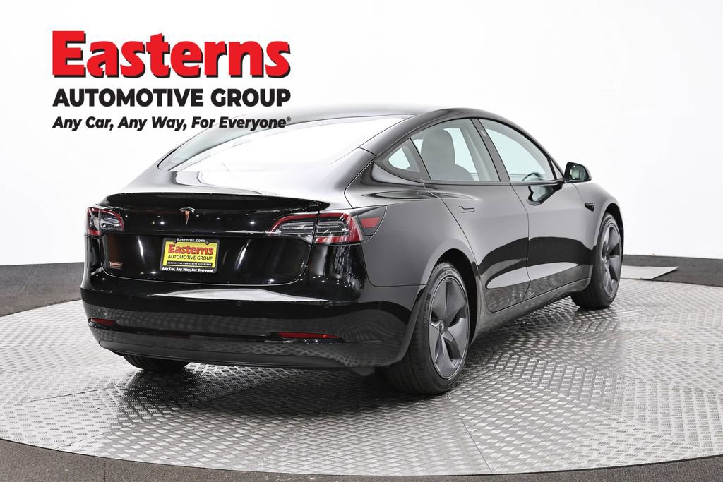 Used 2021 Tesla Model 3 Standard Range Plus RWD image 5