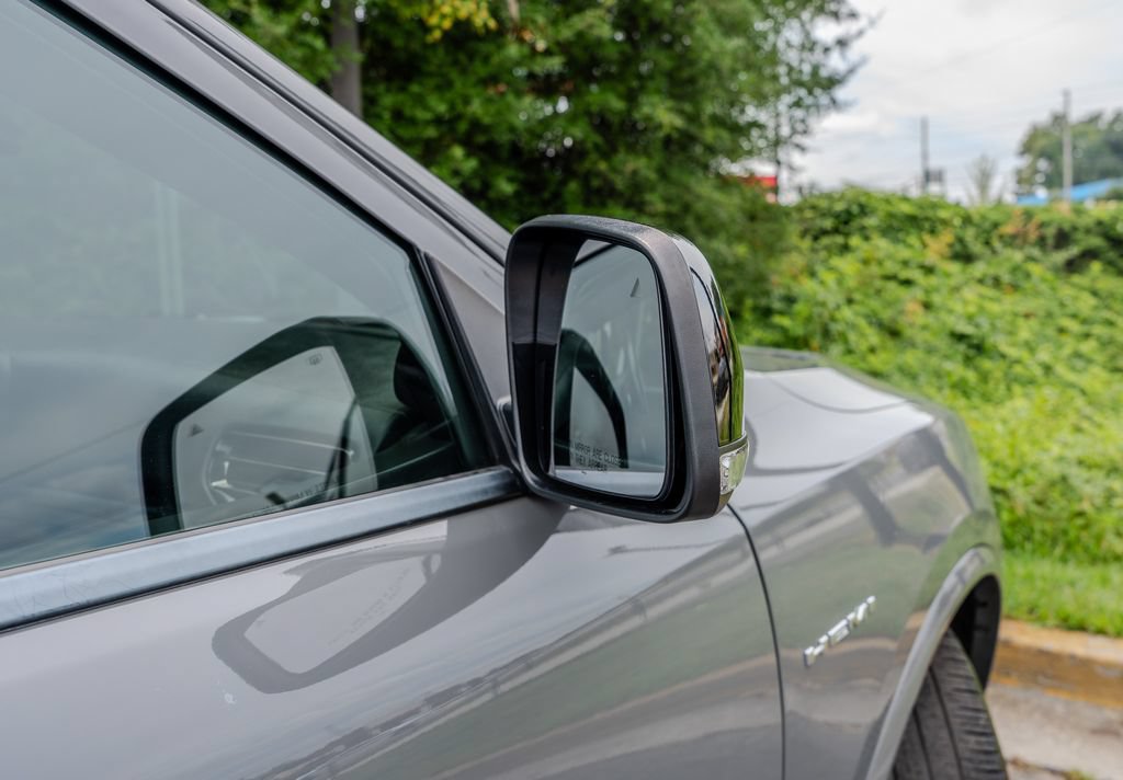 Used 2023 Dodge Durango R/T AWD/4WD image 31