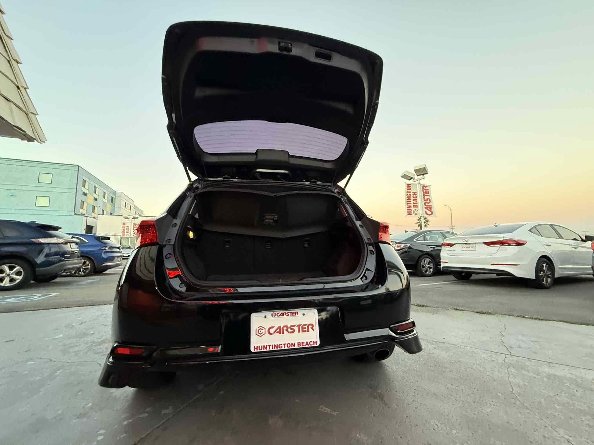 Used 2017 Toyota Corolla iM image 54