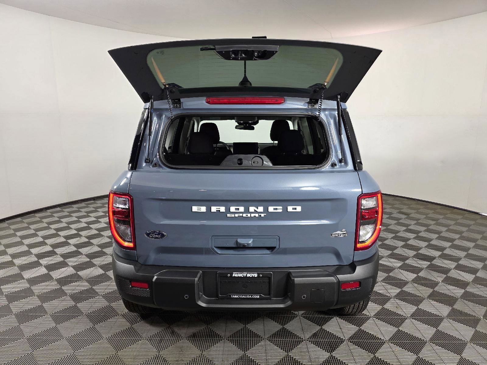 Used 2025 Ford Bronco Sport Big Bend w/ Convenience Package image 5