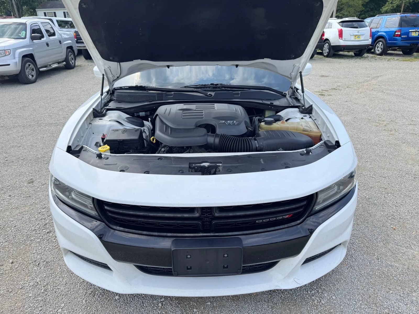 Used 2017 Dodge Charger SXT w/ AWD Plus Group image 35
