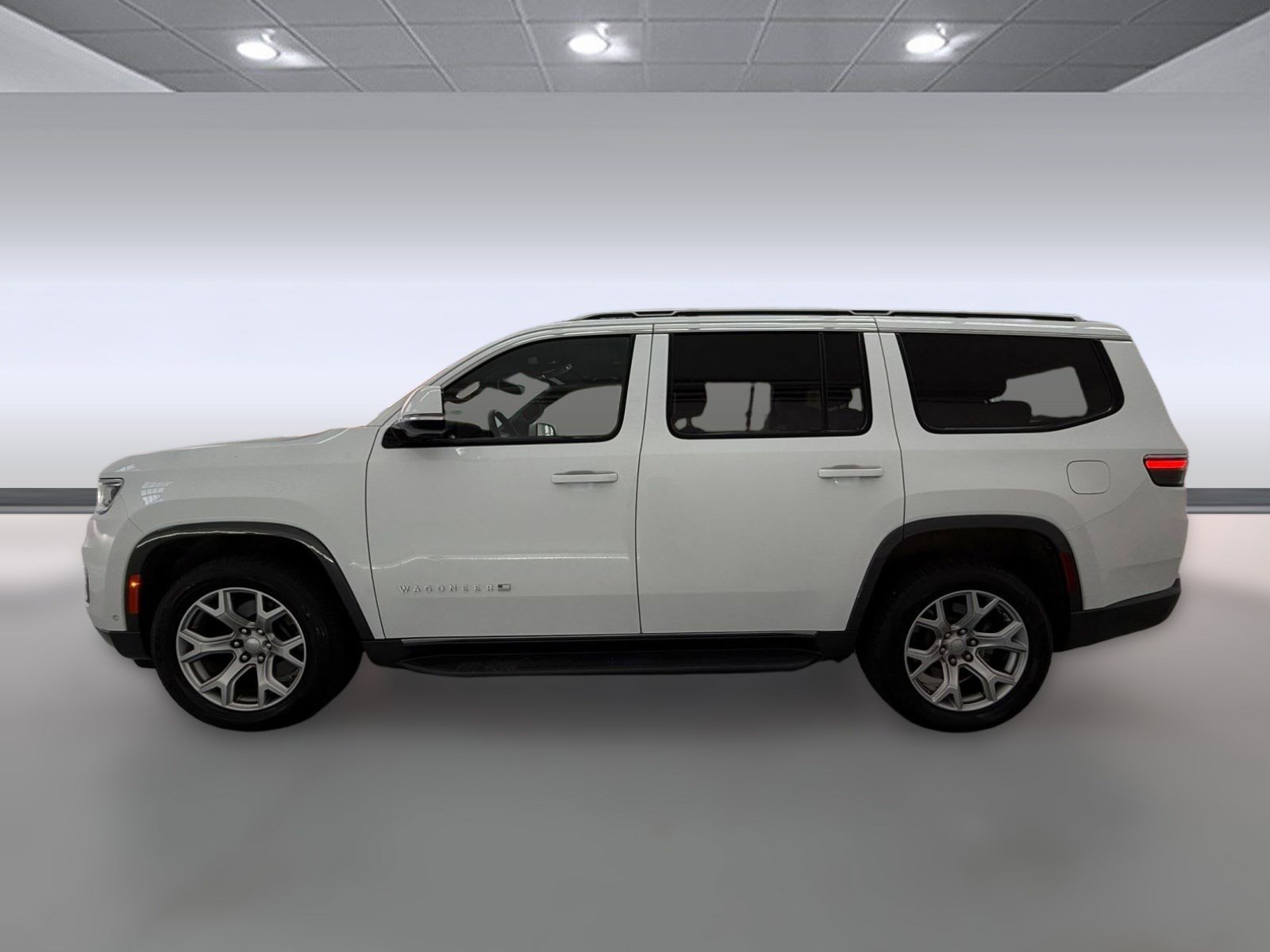 Used 2022 Jeep Wagoneer Series II AWD/4WD image 2