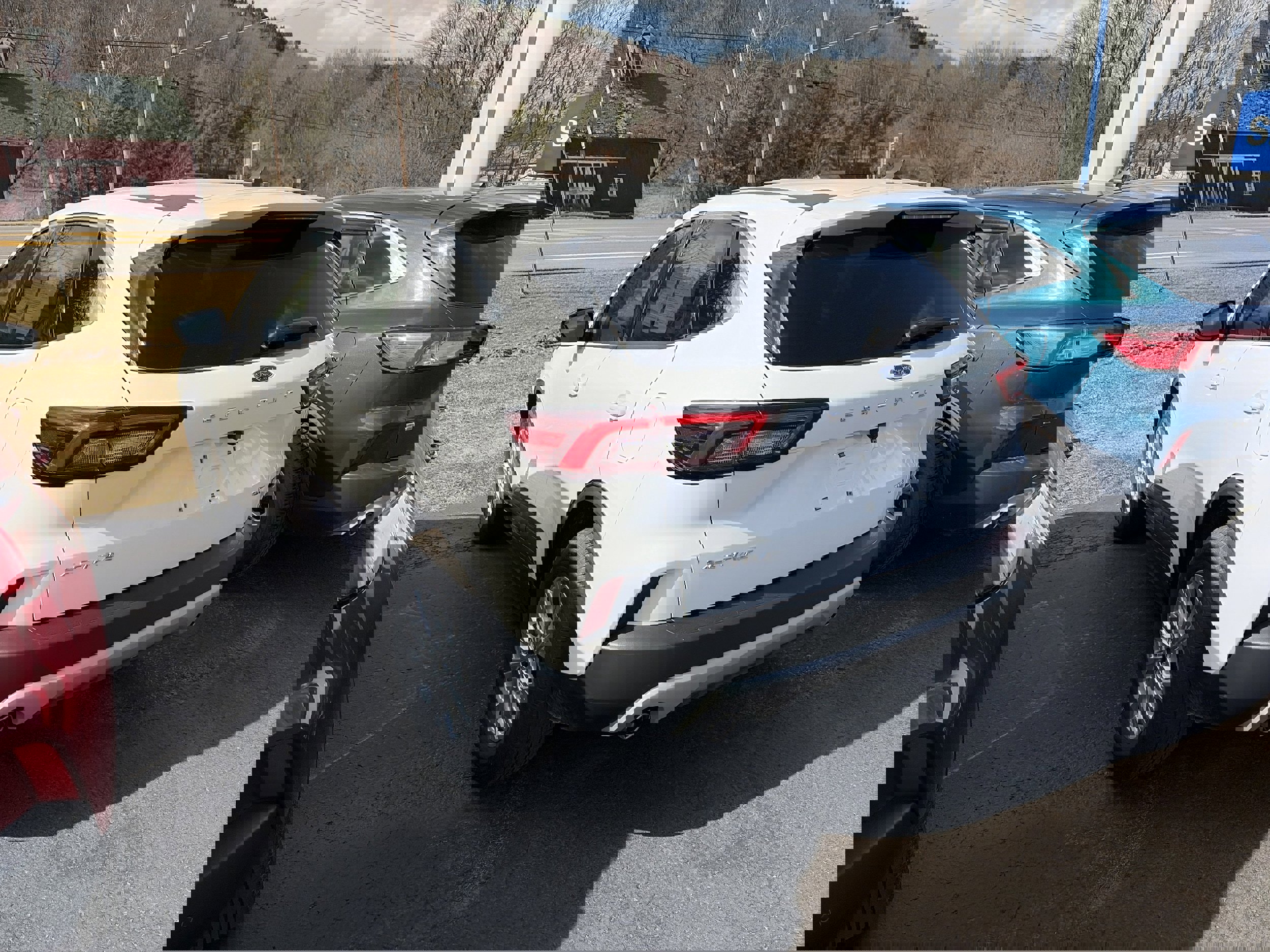 Used 2023 Ford Escape Active image 3