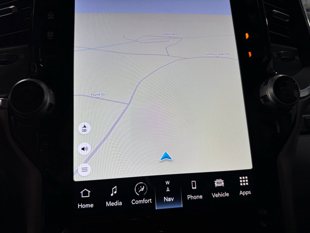 Used 2024 RAM 3500 Laramie image 33