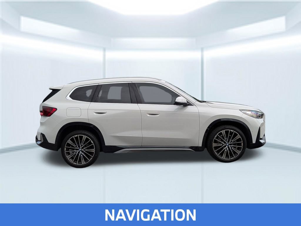 Used 2025 BMW X1 xDrive28i w/ Technology Package AWD/4WD image 8