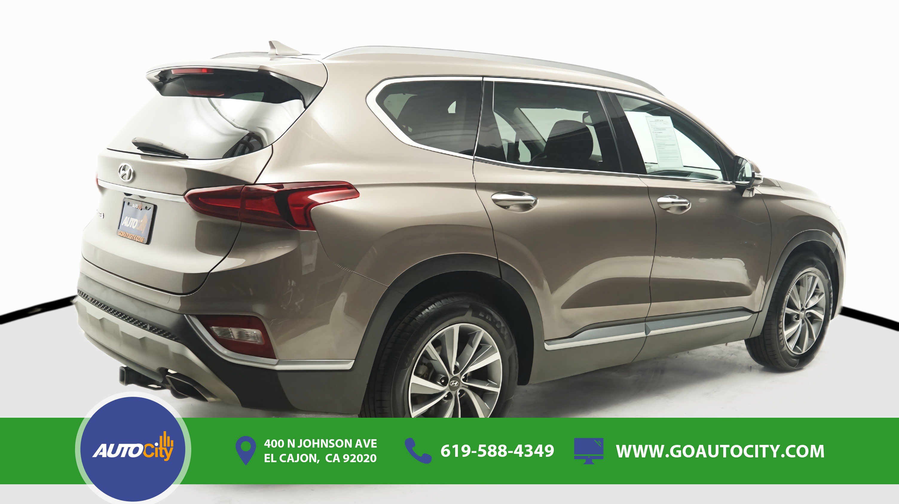Used 2020 Hyundai Santa Fe SEL w/ Convenience + Premium Package FWD image 6