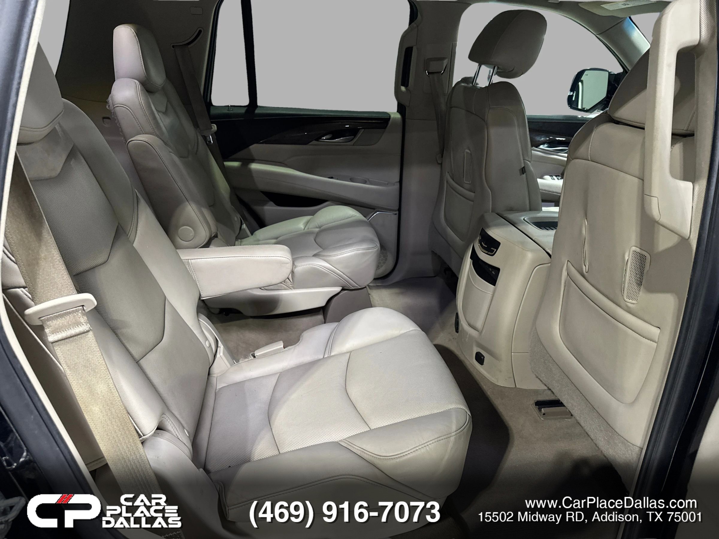 Used 2019 Cadillac Escalade Luxury RWD image 28