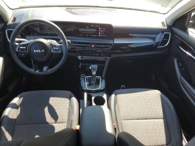Certified 2025 Kia Seltos S FWD image 9
