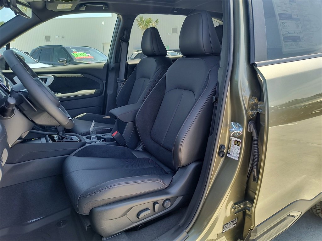 New 2025 Subaru Forester Touring image 6