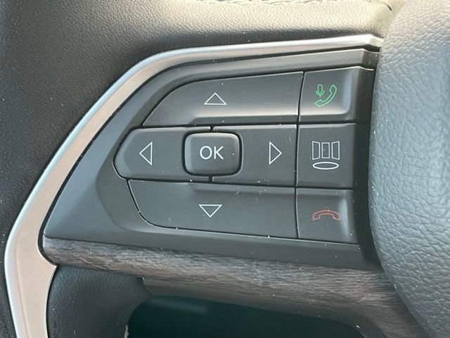 Used 2024 Jeep Grand Cherokee Limited image 38