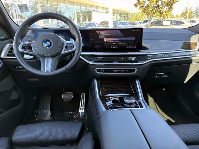 Used 2025 BMW X6 xDrive40i image 17