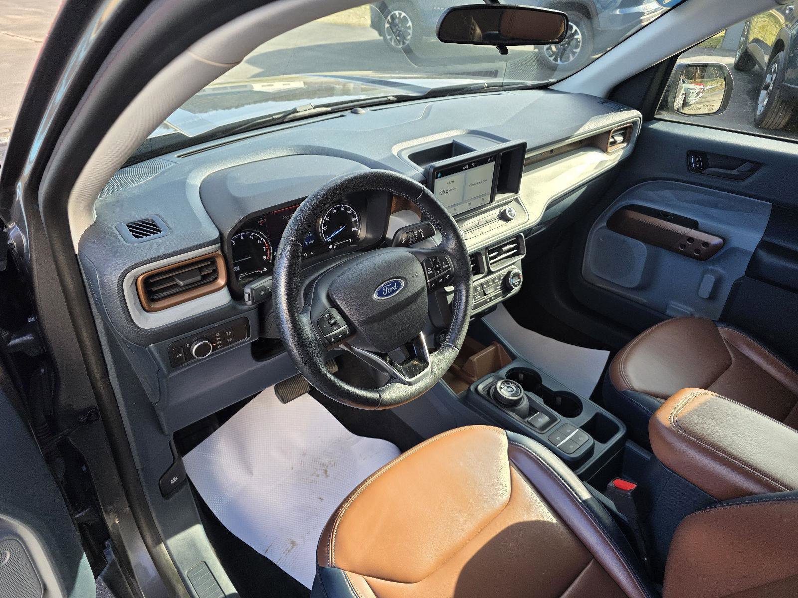 Used 2022 Ford Maverick Lariat w/ Equipment Group 500A Standard image 13