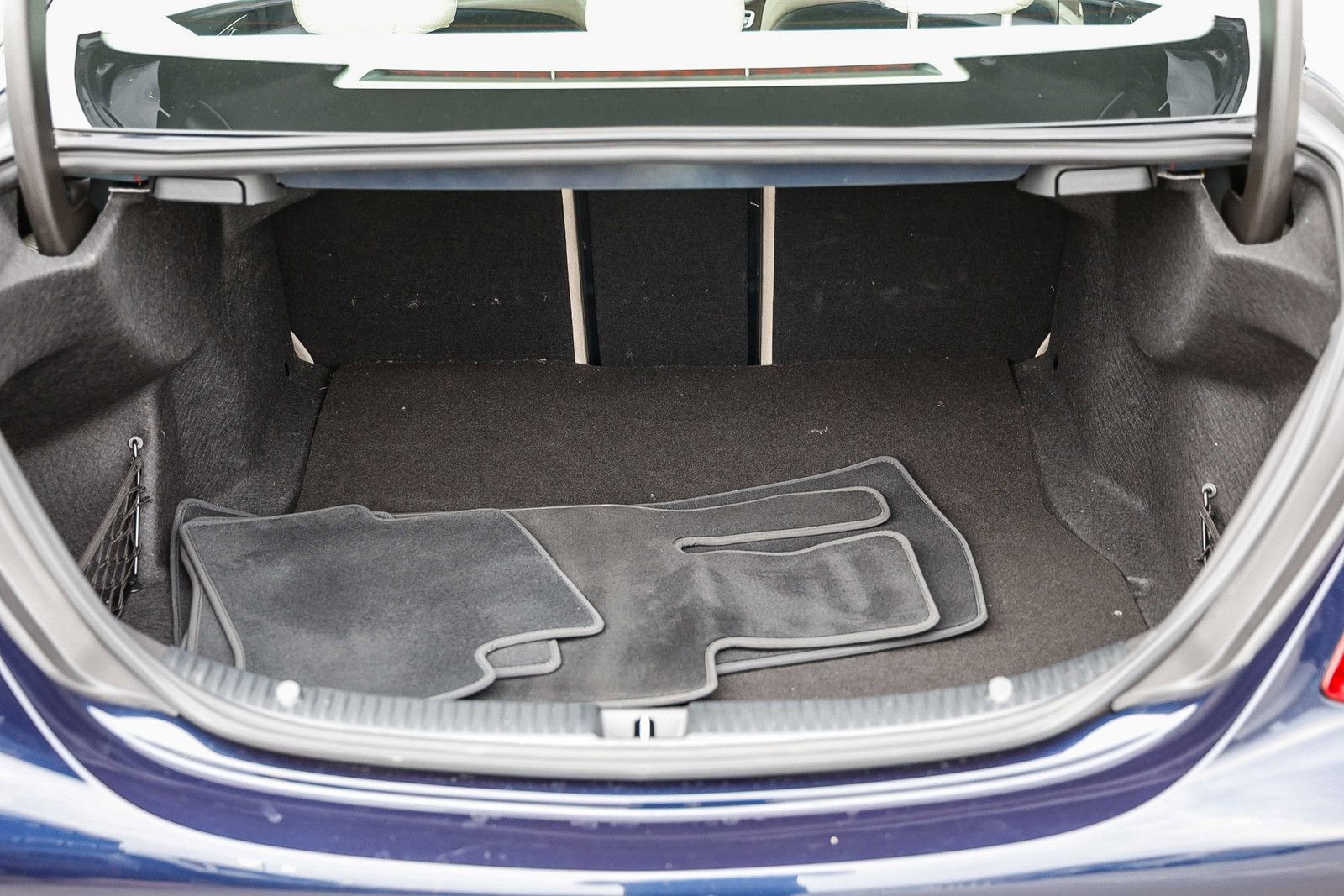 Used 2016 Mercedes-Benz C 300 Sedan image 26