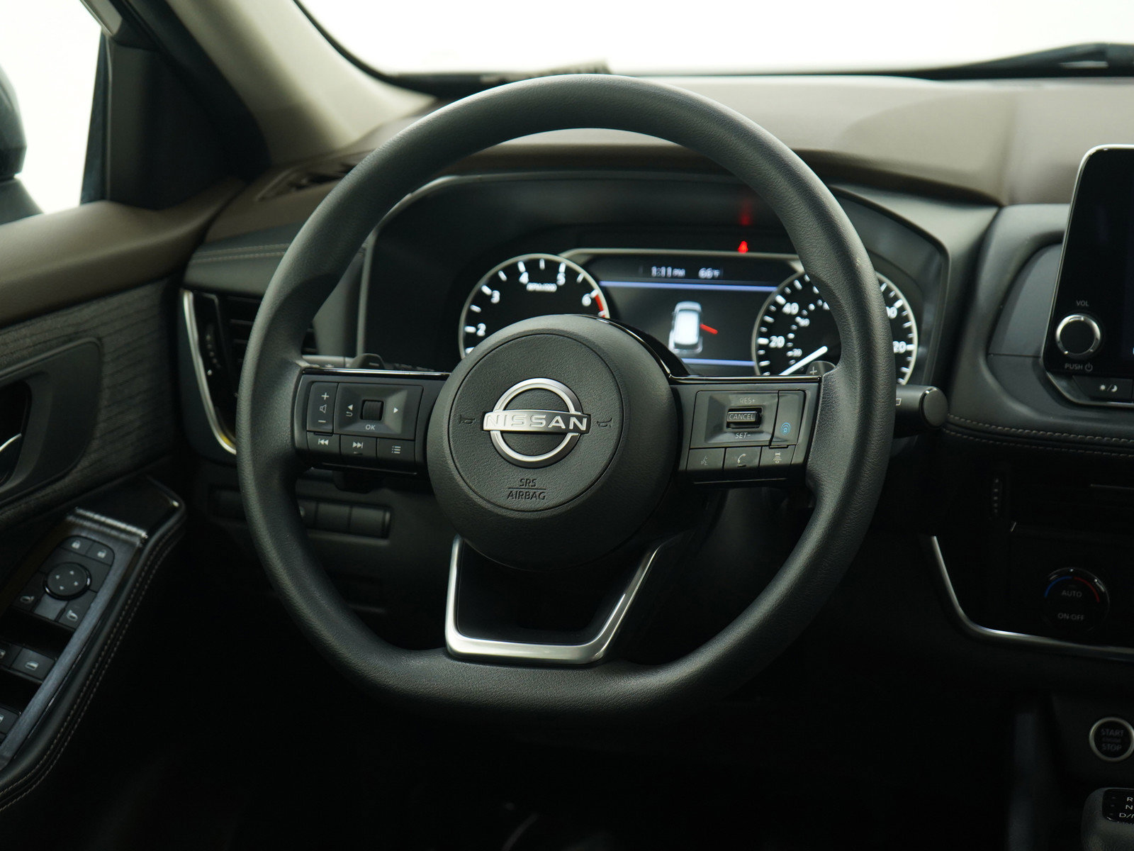 Used 2022 Nissan Rogue SV image 14