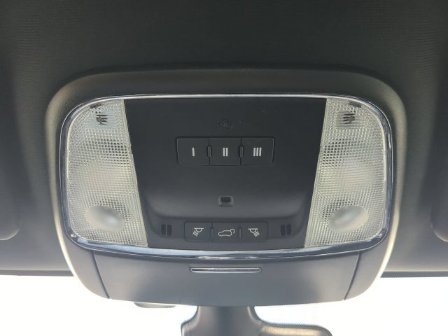 Used 2022 Jeep Grand Cherokee Laredo X RWD image 22