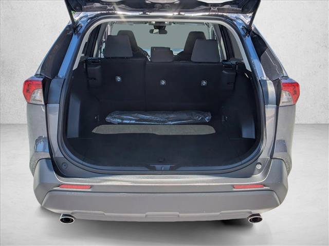 Used 2024 Toyota RAV4 XLE FWD image 7
