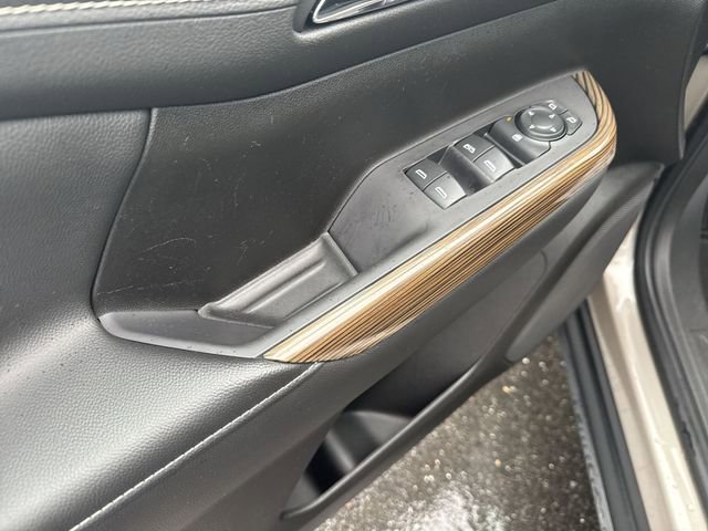 Certified 2022 GMC Acadia SLE image 23