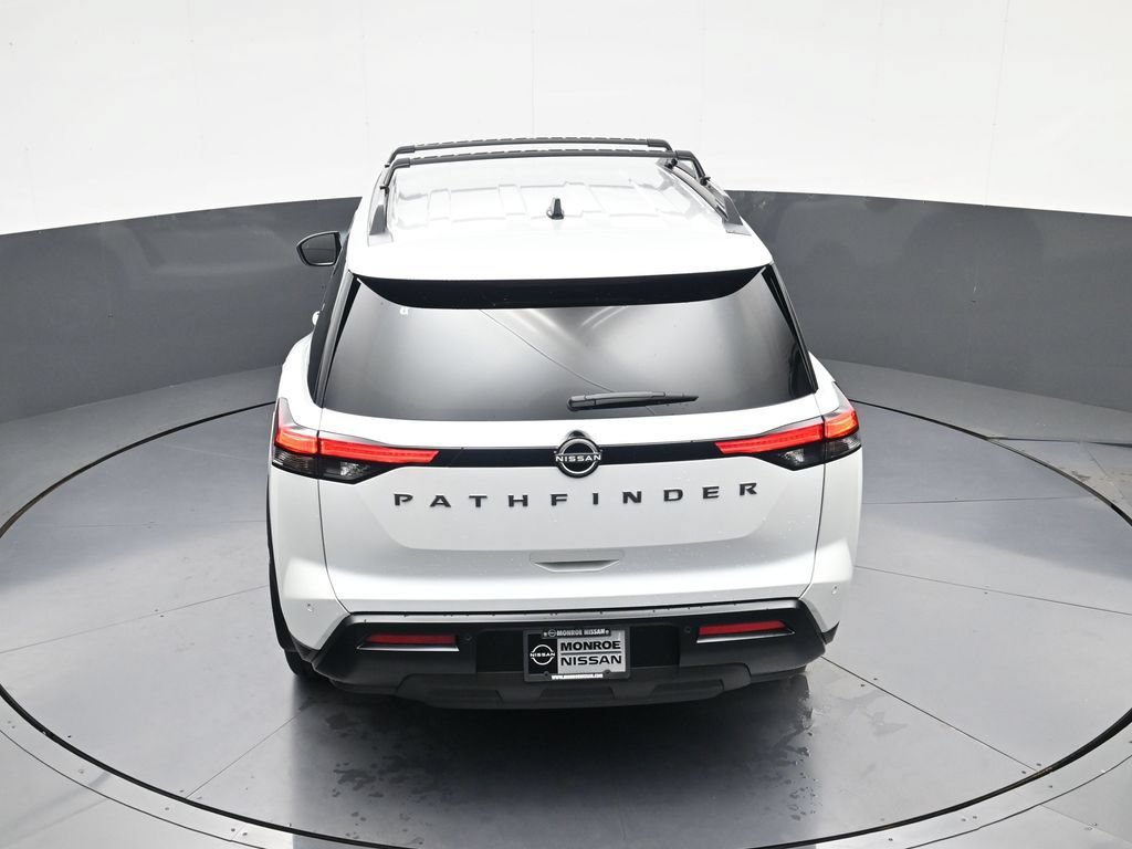 New 2026 Nissan Pathfinder SV w/ Cargo Package FWD image 31