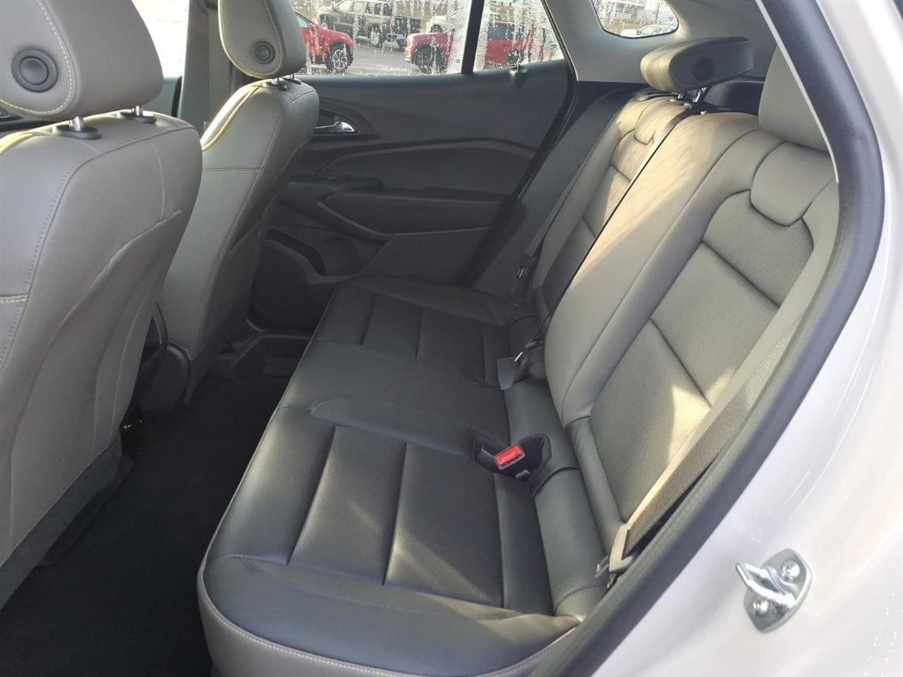 New 2026 Chevrolet Trax ACTIV w/ Driver Confidence Package image 9