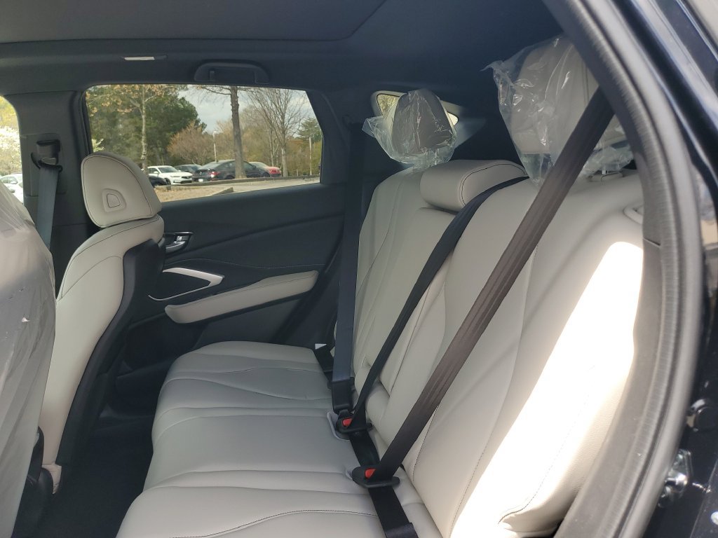 New 2026 Acura RDX SH-AWD image 13