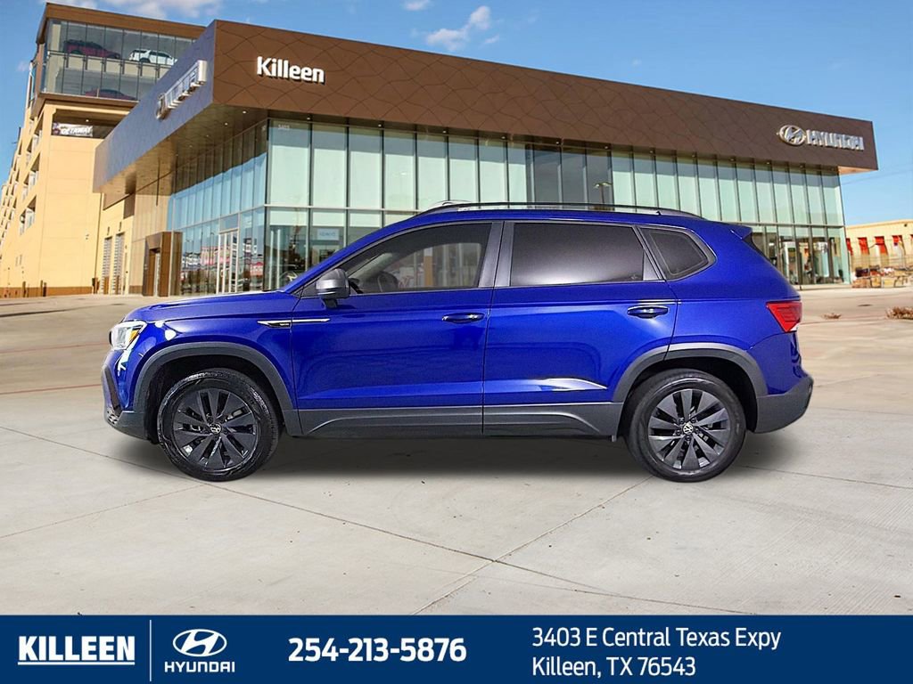 Used 2024 Volkswagen Taos S w/ MDO Package image 4