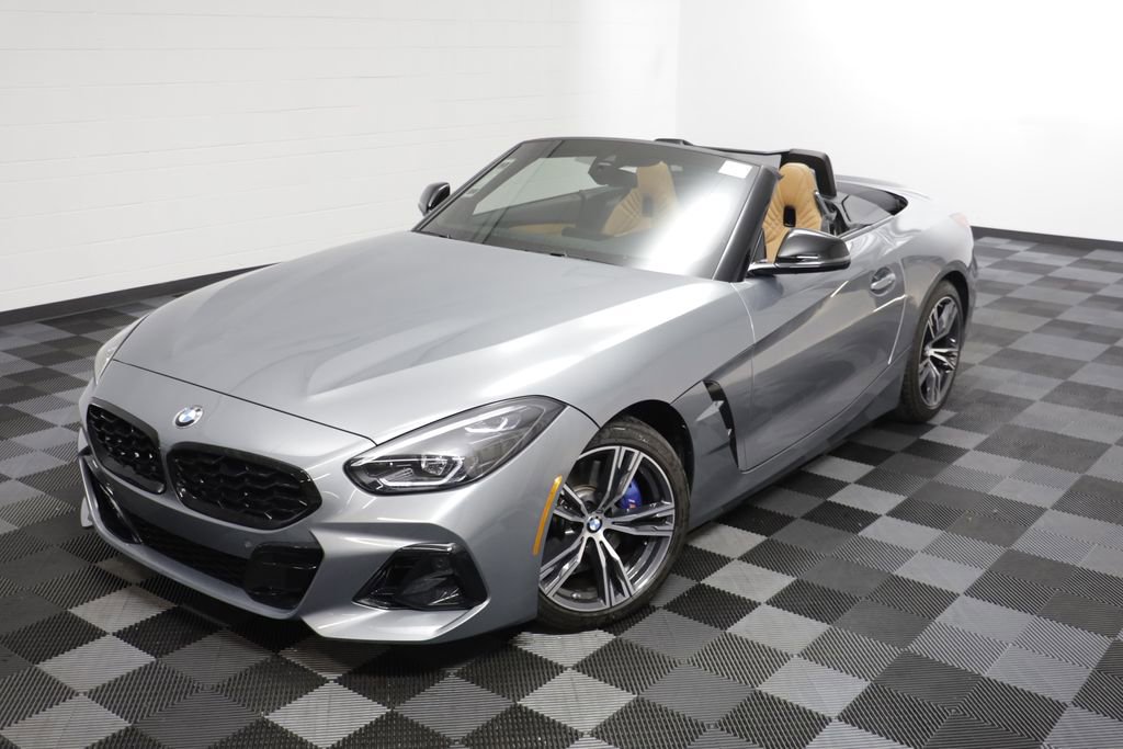 Certified 2025 BMW Z4 M40i w/ Shadowloine Package RWD image 2