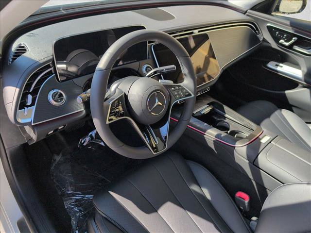 New 2026 Mercedes-Benz E 350 4MATIC Sedan image 3