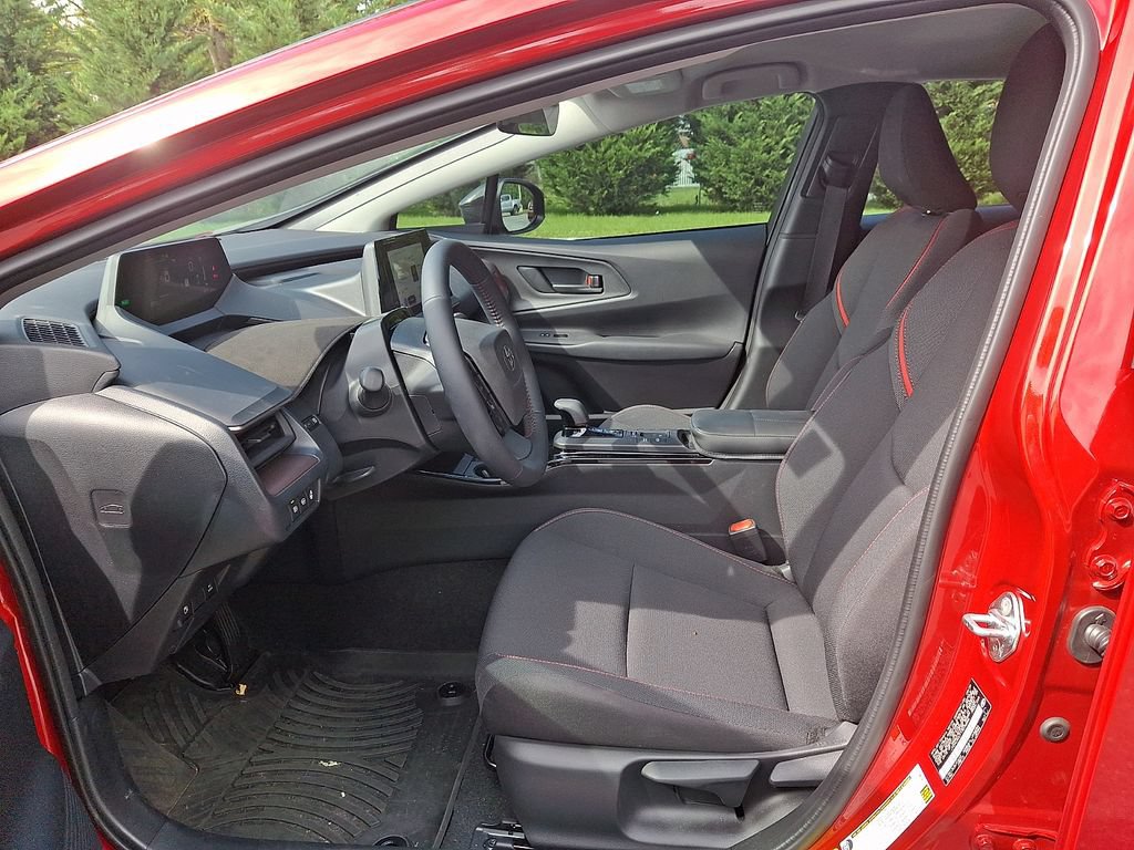 Certified 2026 Toyota Prius Plug-In Hybrid FWD image 13