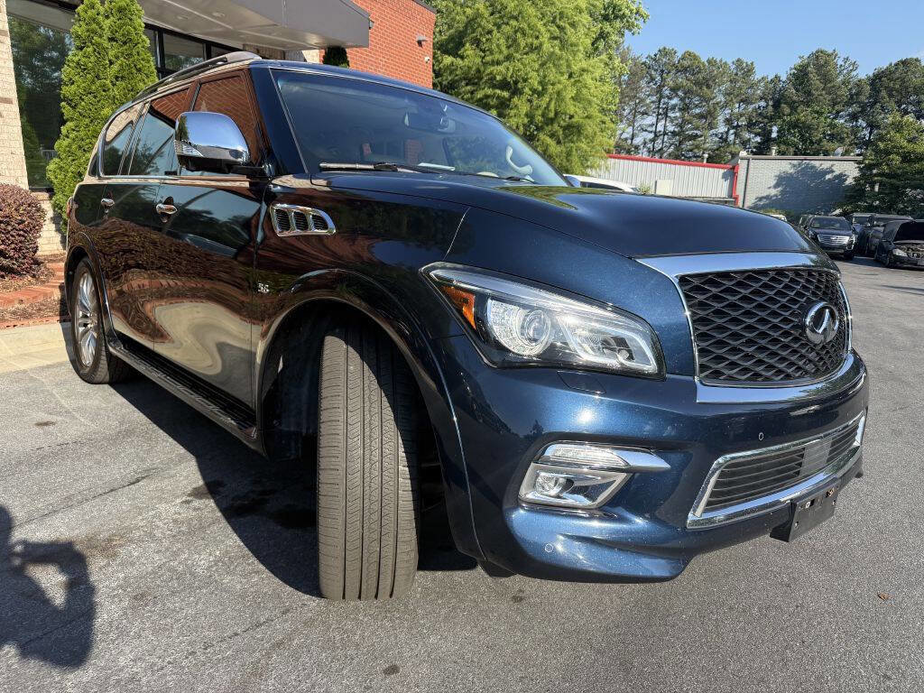 Used 2015 INFINITI QX80 4WD w/ Deluxe Technology Package image 3