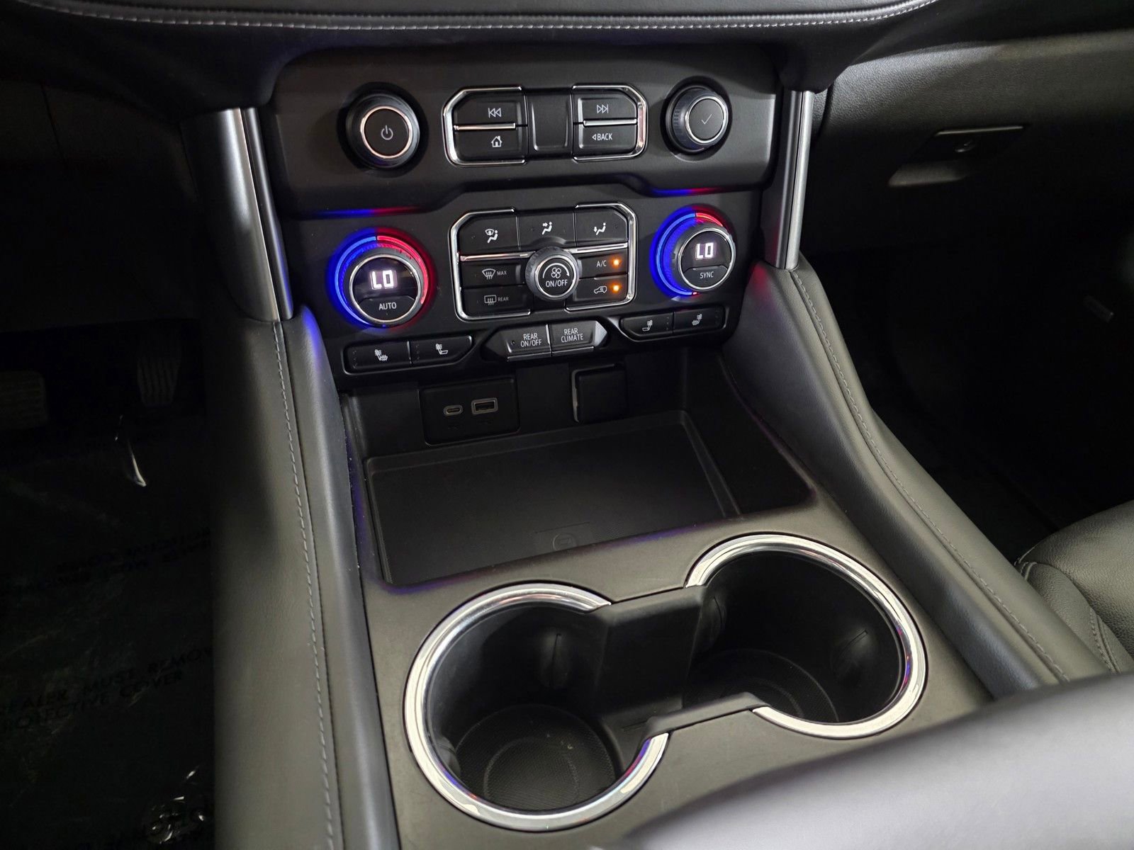 Used 2023 Chevrolet Tahoe Z71 AWD/4WD image 30